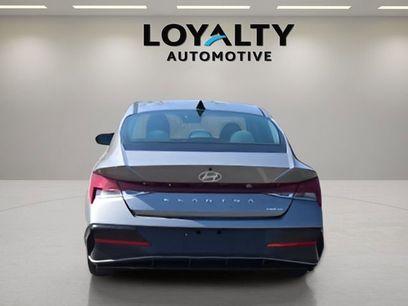 Used 2025 Hyundai Elantra Limited