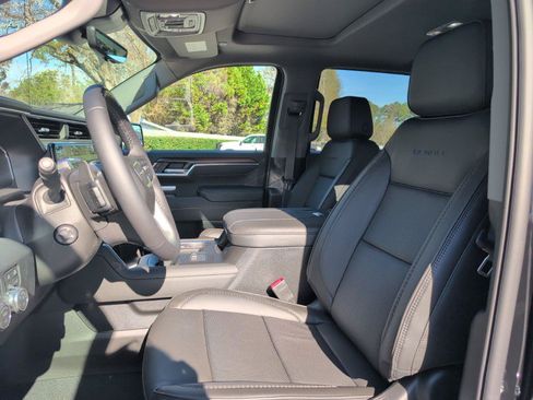 New 2026 GMC Sierra 1500 Denali AWD/4WD image 13