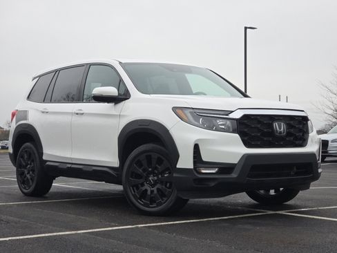 Certified 2023 Honda Passport EX-L image 2