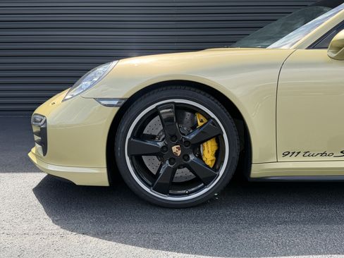 Used 2014 Porsche 911 Turbo S AWD/4WD image 12