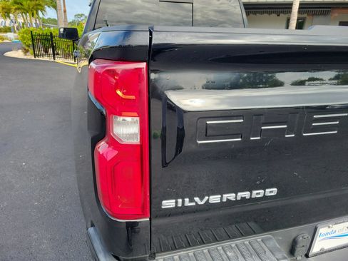 Used 2019 Chevrolet Silverado 1500 RST w/ All-Star Edition AWD/4WD image 11