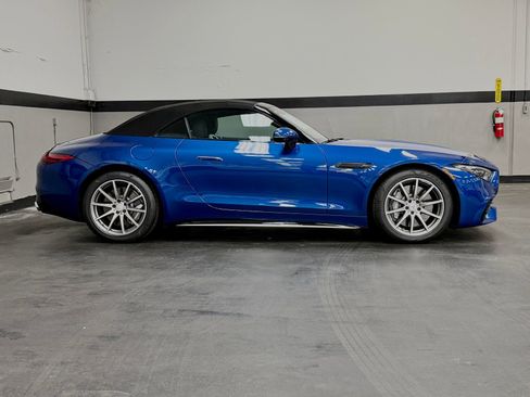 Used 2024 Mercedes-Benz SL 43 AMG image 5
