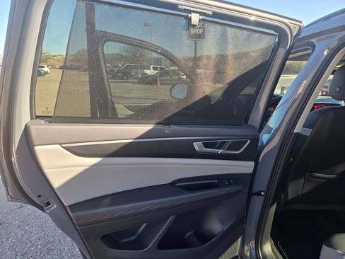 Used 2024 Volkswagen Atlas Peak Edition SE image 26