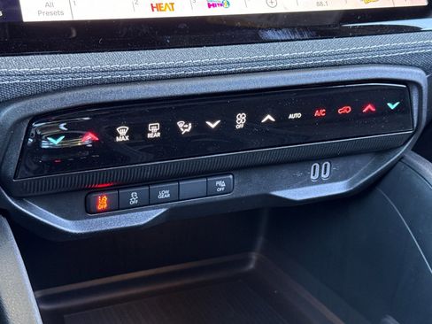 New 2026 Jeep Cherokee Laredo image 20