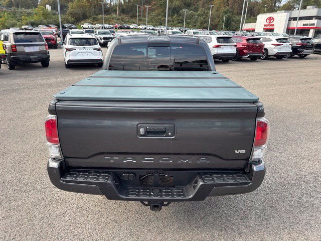 Used 2021 Toyota Tacoma TRD Off-Road w/ TRD Premium Off Road Package AWD/4WD image 22