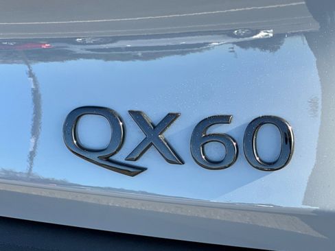 Certified 2025 INFINITI QX60 Luxe w/ Black Edition image 56