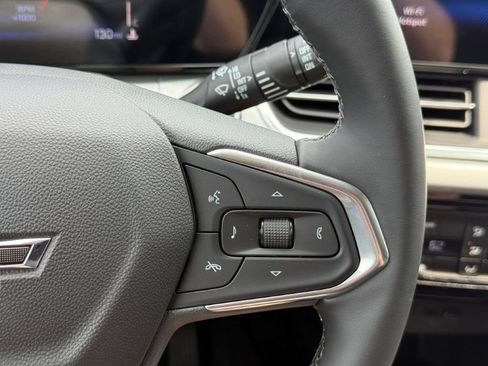 New 2026 Chevrolet Trax LT w/ LT Convenience Package FWD image 19