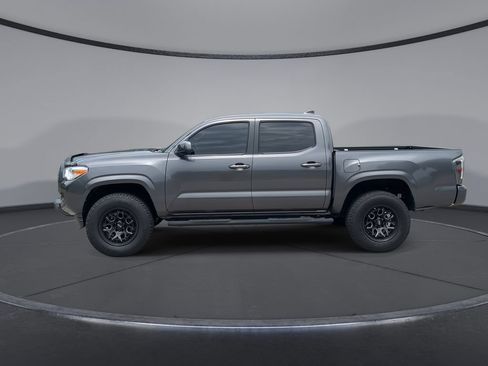 Used 2022 Toyota Tacoma SR w/ SR Convenience Package RWD image 5