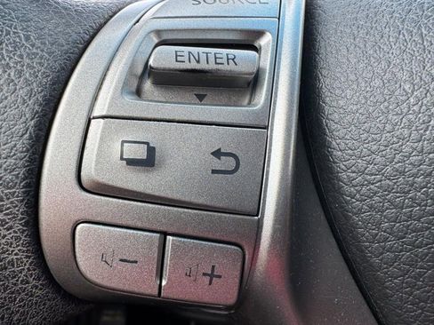 Used 2013 Nissan Altima 2.5 S FWD image 16