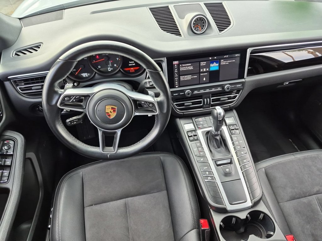 Used 2021 Porsche Macan AWD/4WD image 21