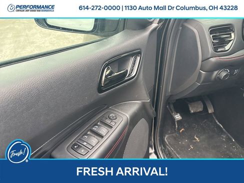 Used 2024 Dodge Durango GT image 17