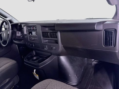 New 2026 GMC Savana 2500 w/ Driver Convenience Package RWD image 22