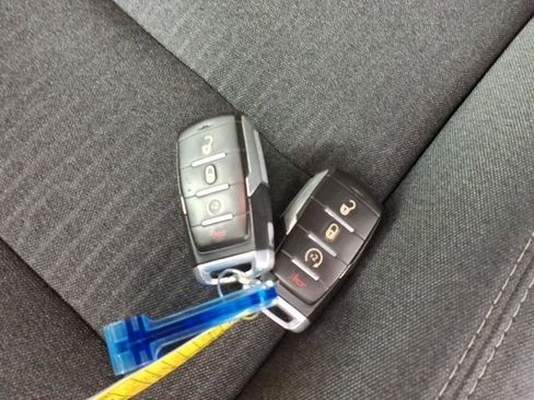 Used 2019 RAM 1500 Big Horn image 28