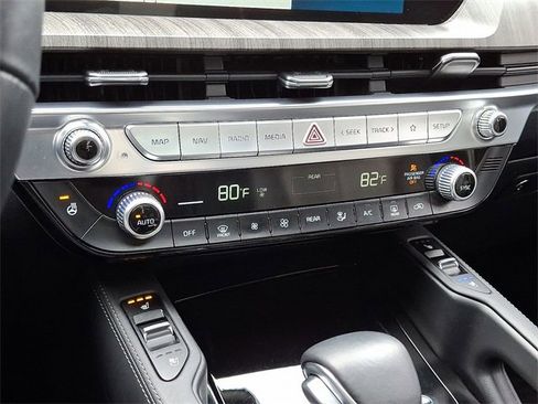 Used 2023 Kia Telluride SX image 20