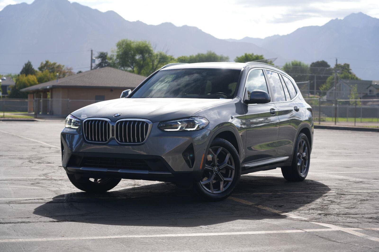 Used 2024 BMW X3 xDrive30i w/ Premium Package AWD/4WD image 1