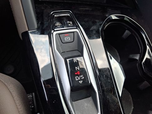 Used 2025 Audi Q5 Premium w/ Convenience Package AWD/4WD image 15