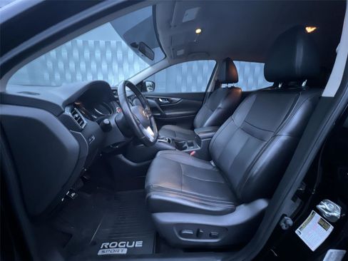 Used 2018 Nissan Rogue Sport SL image 11