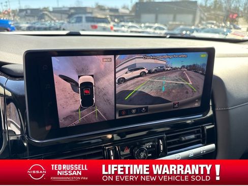 New 2026 Nissan Pathfinder SL image 20