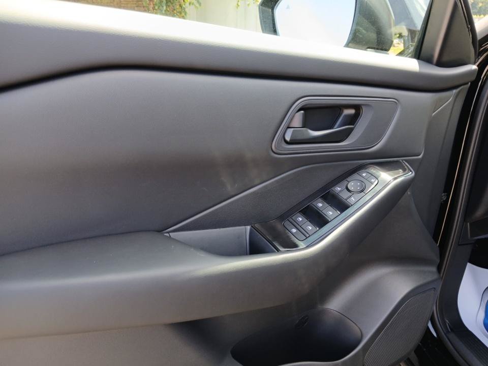 New 2026 Nissan Rogue S FWD image 32