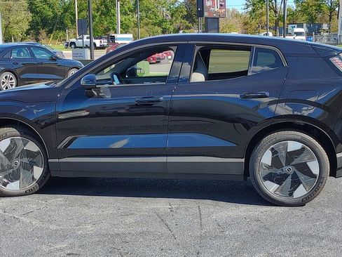 New 2025 Volvo EX30 Plus w/ Climate Package AWD/4WD image 5