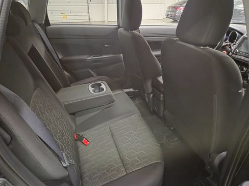 Used 2026 Mitsubishi Outlander Sport AWD image 27