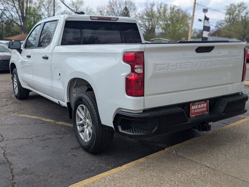 Used 2022 Chevrolet Silverado 1500 W/T w/ WT Value Package image 8