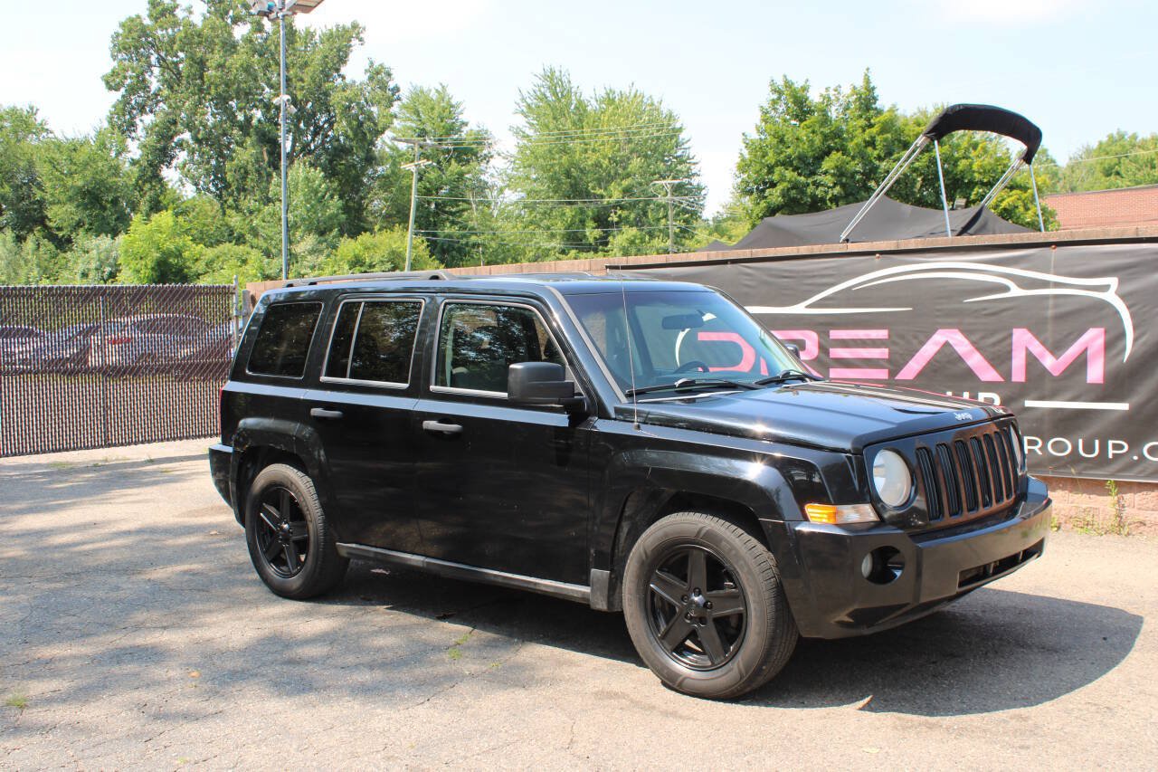 Used 2007 Jeep Patriot Sport FWD image 4