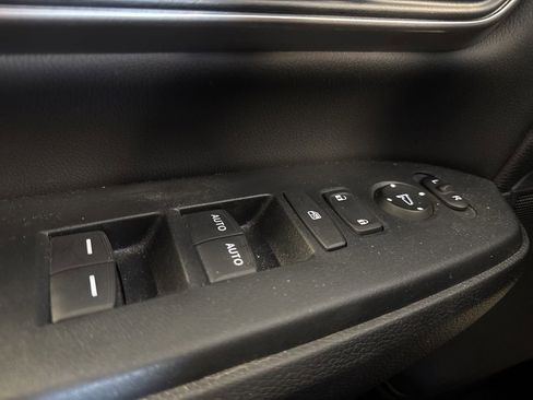 Used 2022 Honda CR-V EX-L image 16