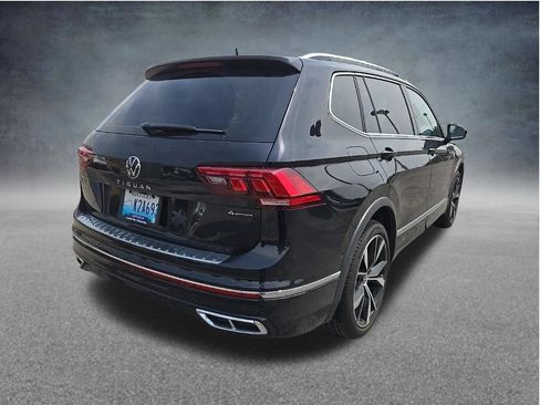 Used 2024 Volkswagen Tiguan SEL R-Line AWD/4WD image 9
