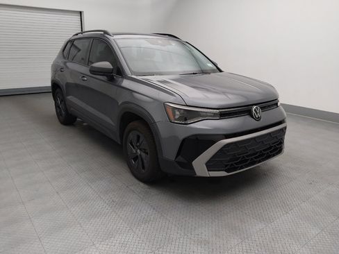 Used 2025 Volkswagen Taos S FWD image 13