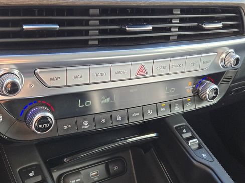 Used 2021 Kia Telluride EX image 30