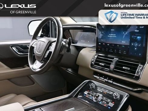 Used 2022 Lincoln Navigator Reserve AWD/4WD image 31