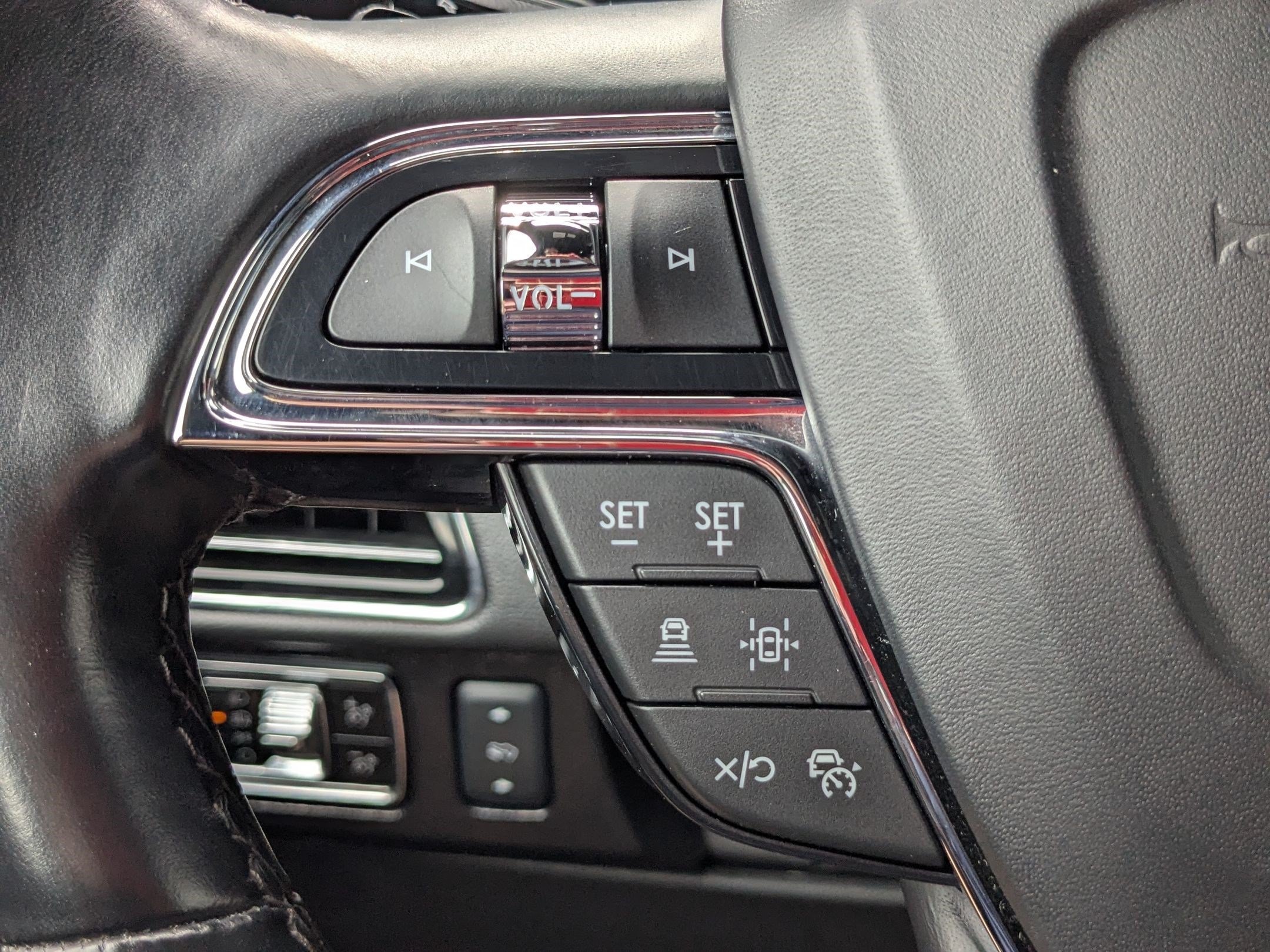 Used 2024 Lincoln Navigator Reserve AWD/4WD image 18