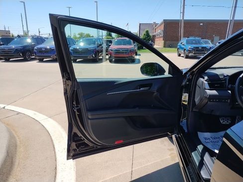 Used 2025 Toyota Camry SE FWD image 18