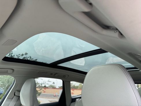 Used 2024 Volvo XC60 B5 Plus w/ Protection Package Premier image 12