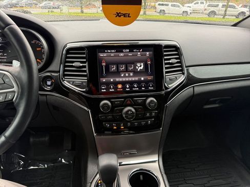 Used 2019 Jeep Grand Cherokee Trailhawk w/ Trailhawk Luxury Group image 16