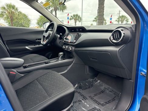 Used 2024 Nissan Kicks SV FWD image 23