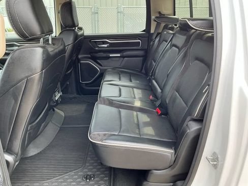 Used 2020 RAM 1500 Laramie AWD/4WD image 10