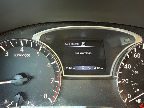 Used 2019 Nissan Pathfinder SV w/ Rock Creek Edition AWD/4WD image 5