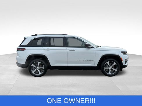 Used 2023 Jeep Grand Cherokee 4WD 4xe image 13