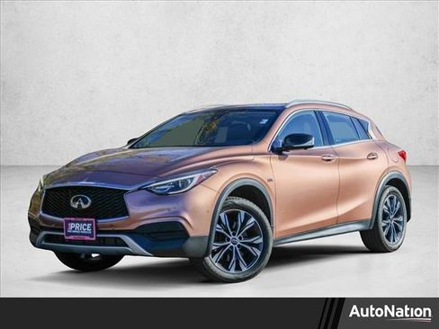 Used 2019 INFINITI QX30 Premium w/ Navigation Package image 1
