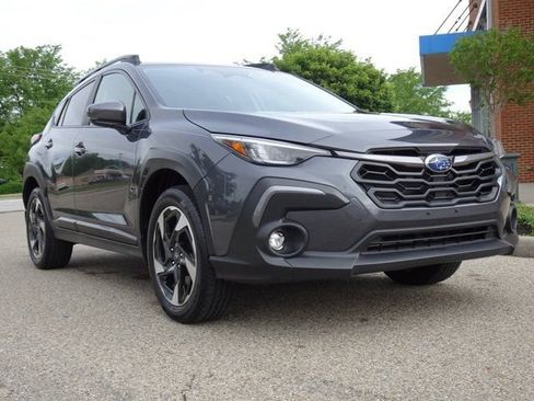 Used 2024 Subaru Crosstrek 2.5i Limited w/ Crosstrek Mirror Package AWD/4WD image 31