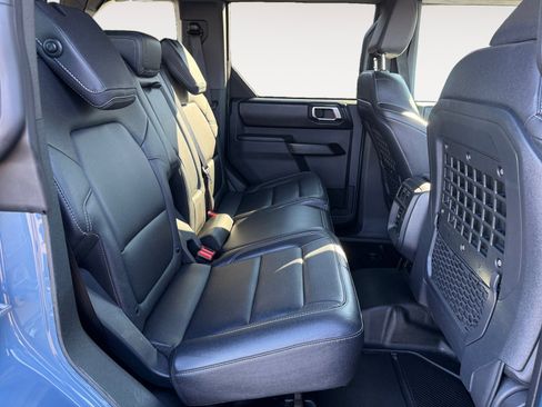 Certified 2025 Ford Bronco Badlands image 18