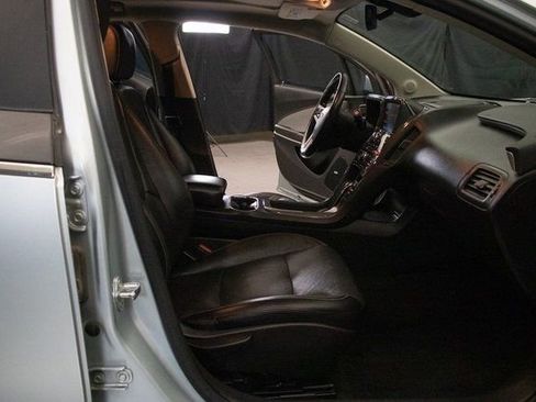 Used 2012 Chevrolet Volt Premium w/ Premium Trim Package image 16