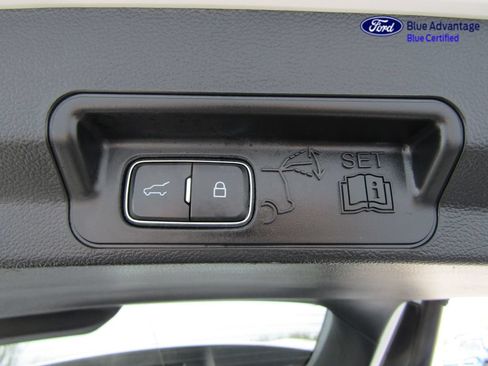 Certified 2023 Ford Explorer XLT w/ Equipment Group 202A AWD/4WD image 28