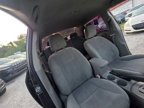 Used 2013 Toyota Corolla LE FWD image 20