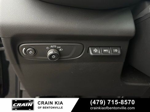 Used 2022 Buick Envision Avenir w/ Technology Package II image 13