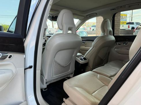 Used 2016 Volvo XC90 T6 Momentum w/ Momentum Plus Package AWD/4WD image 42