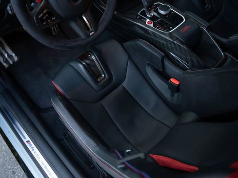 Used 2023 BMW M4 CSL image 35