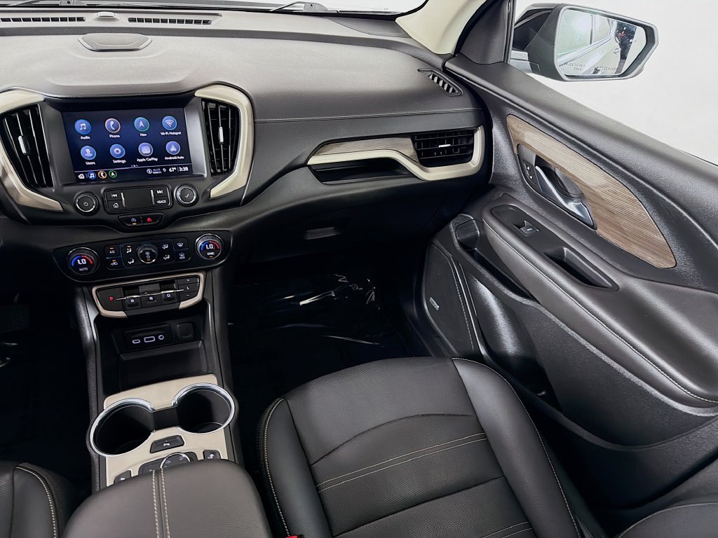 Used 2022 GMC Terrain Denali AWD/4WD image 25